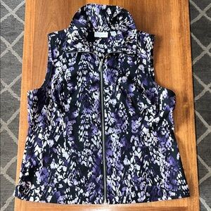 Women’s WEEKENDS by Chicos Vest Size 2